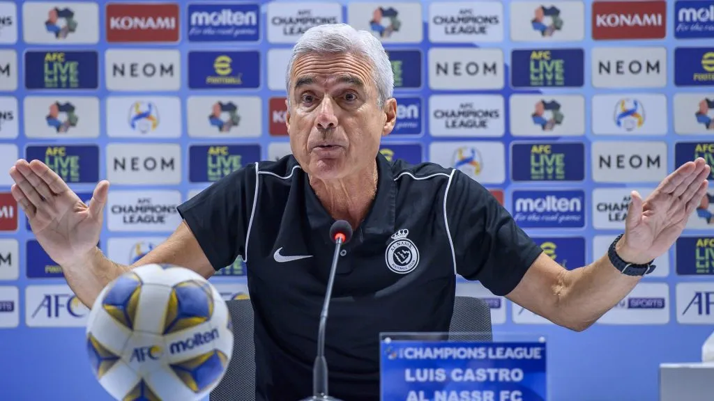 Luís Castro vem sendo cobiçado no mercado nacional – Foto:
IMAGO / NurPhoto