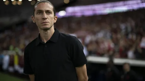 Não joga mais no Botafogo e vai para o Flamengo de Filipe Luís