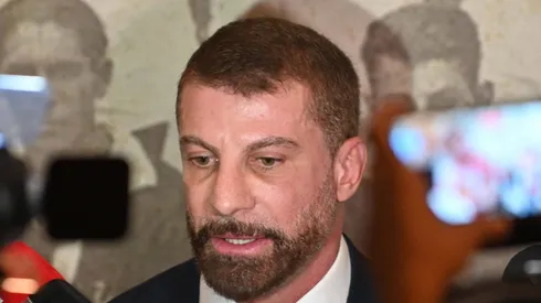 Pedrinho, dirigente vascaíno, busca reforços.