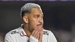 Luciano durante jogo contra o Internacional pelo Brasileirão.