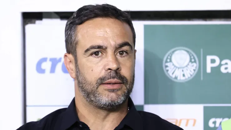 Treinador português no Allianz Parque