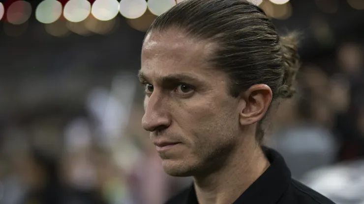 Filipe Luís deve permanecer em 2025