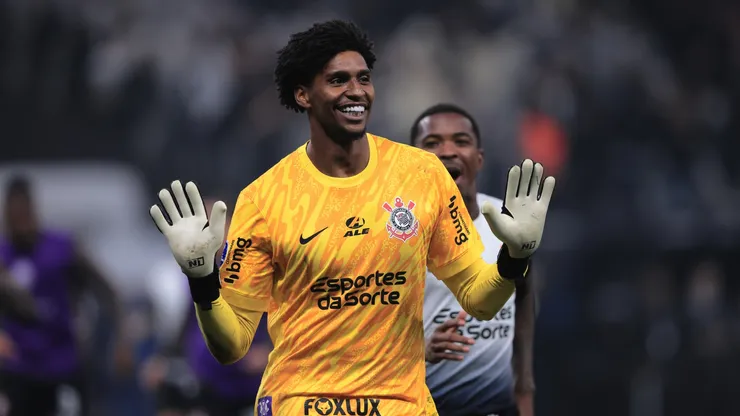 Hugo Souza é destaque do Corinthians em 2024