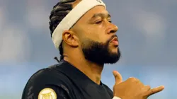SP - SAO PAULO - 17/10/2024 - BRASILEIRO A 2024, CORINTHIANS X ATHLETICO-PR - Menphins Depay jogador do Corinthians comemora seu gol durante partida contra o Athletico-PR no estadio Arena Corinthians pelo campeonato Brasileiro A 2024. Foto: Joisel Amaral/AGIF