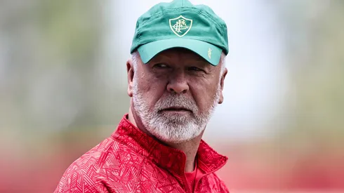 Mano Menezes em ação pelo Fluminense - FOTO: LUCAS MERÇON / FLUMINENSE F.C.