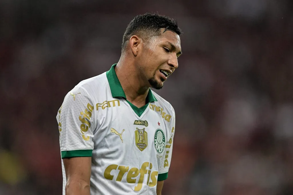 Rony não vive momento positivo. Foto: Thiago Ribeiro/AGIF