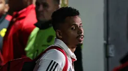 Allan, na chegada do Flamengo, para partida contra o Atlético-MG no estádio Independência pelo Campeonato Brasileiro