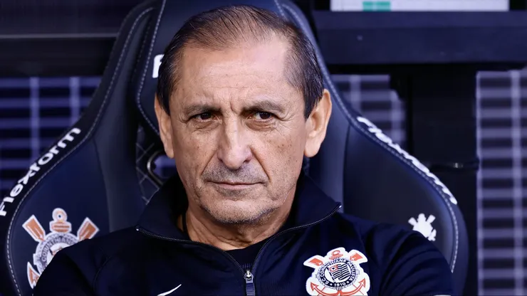 Contrato até 2025: atacante quer jogar no Corinthians e recusa sondagens de outros times