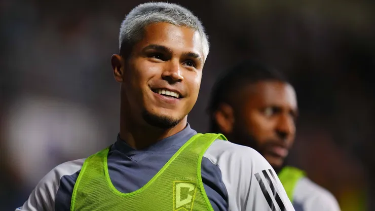 Flamengo fez contato por Cucho Hernández.