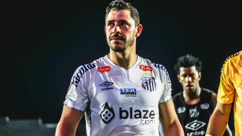 Após Giuliano, mais um titular absoluto do Santos pede para sair