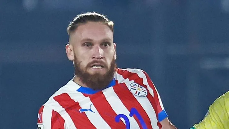 Foto: IMAGO / Action Plus – Isidro Pitta, atacante da Seleção Paraguaia