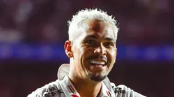 Luciano, do São Paulo, é analisado pela diretoria.