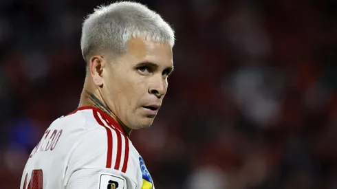 Soteldo, meia do Santos, em ação pela Seleção Venezuelana