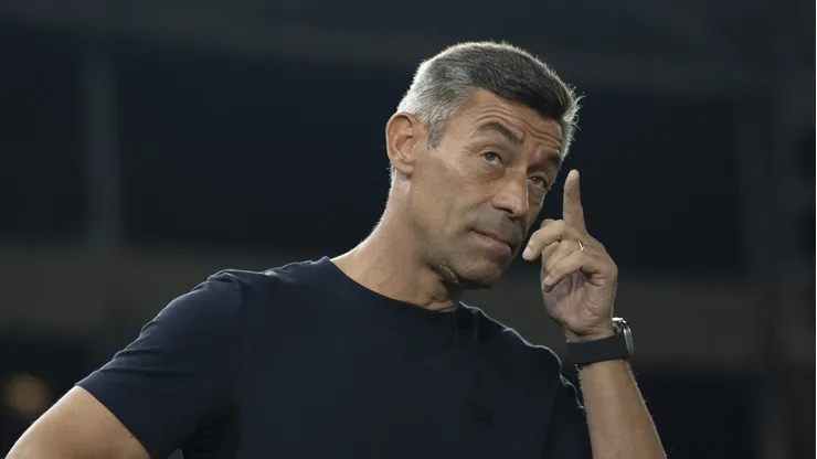 Santos pode "perder" Pedro Caixinha.