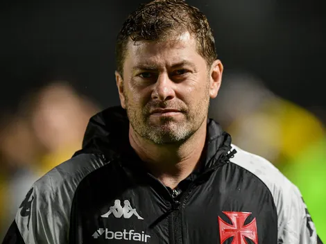 Pedrinho demite Paiva por perda de vestiário e escolhas questionáveis