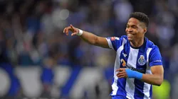 28th April 2024: Dragon Stadium, Lisbon, Porugal. Portugues league football Porto versus Sporting: Wendell of Porto, celebrates the goal from team mate Pepe PUBLICATIONxNOTxINxUK ActionPlus12636783 DanielxCastro