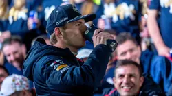 Verstappen comemorando o título mundial