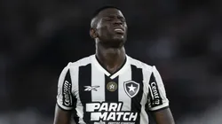 Luiz Henrique jogador do Botafogo lamenta durante partida pelo Campeonato Brasileiro A 2024. Foto: Jorge Rodrigues/AGIF