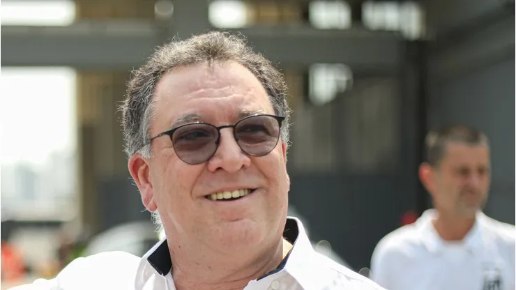Marcelo Teixeira ainda não definiu novo técnico no Peixe.