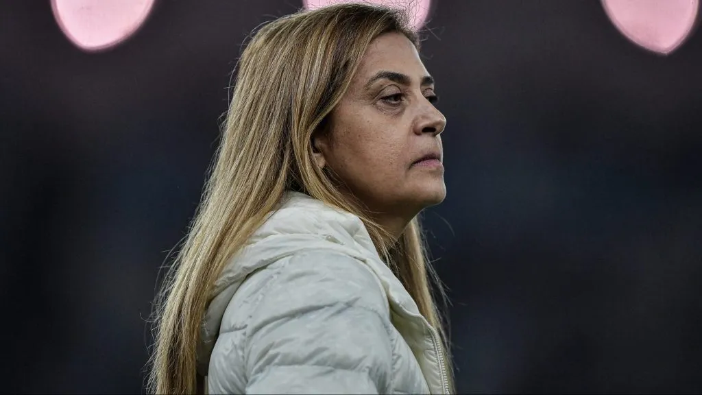 Leila Pereira durante partida. Foto: Thiago Ribeiro/AGIF