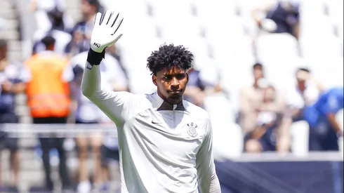 Urgente: Flamengo recusa banco e situação de Hugo Souza no Corinthians complexa