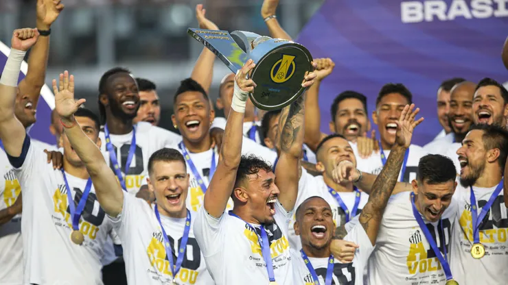 Título do Santos na Série B. Foto: Reinaldo Campos/AGIF