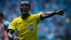 Após Atlético-MG x Botafogo, Luiz Flávio de Oliveira foi criticado.