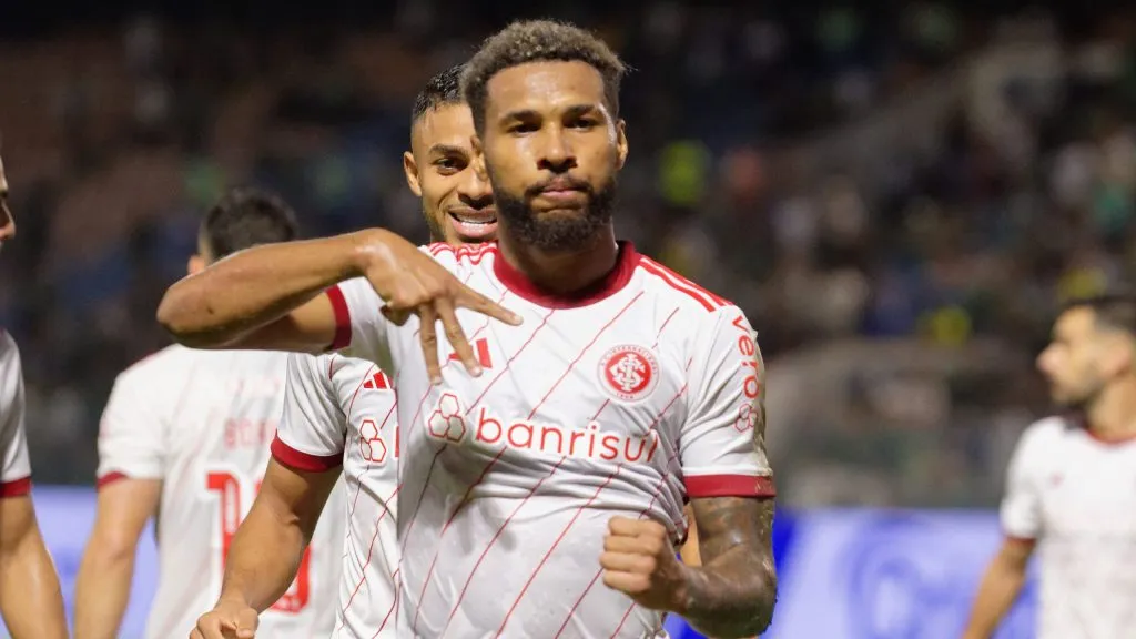 Wesley foi autor do gol da vitória em São Januário –  Foto: Anderson Romao/AGIF