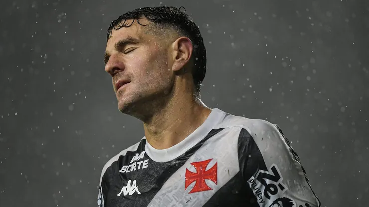 Vegetti em ação pelo Vasco - Foto: Thiago Ribeiro/AGIF