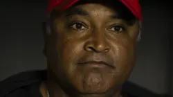 Roger Machado, treinador do Internacional, elogiado pelos colorados