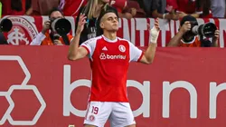 Rafael Borré estava com a Colômbia durante a Data Fifa