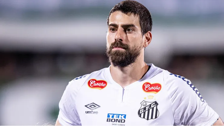 Zagueiro abriu o jogo - Foto: Raul Baretta/Santos FC.