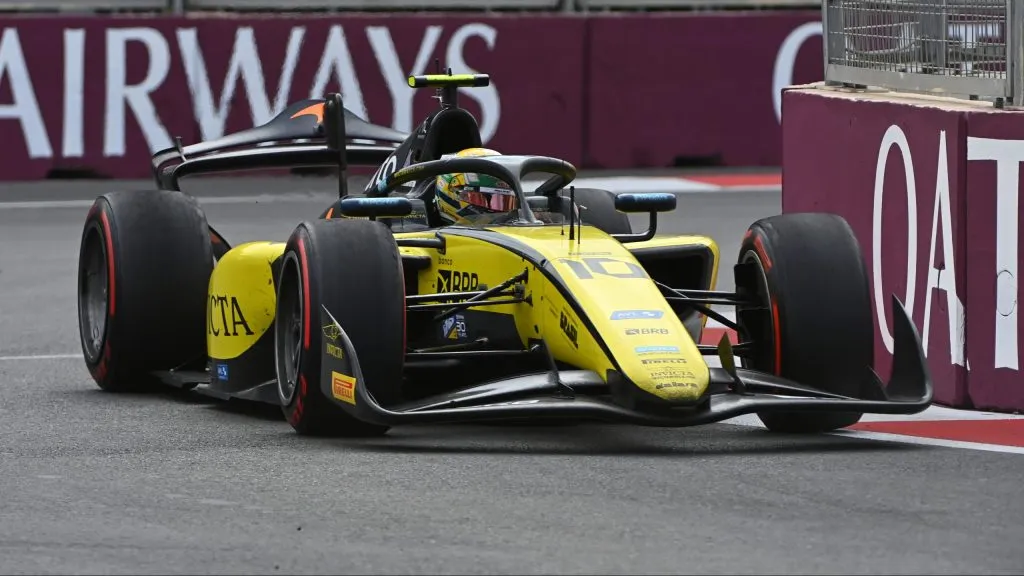 Bortoleto pela Fórmula 2 em Baku