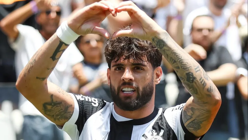 Yuri Alberto vive fase artilheira - Foto: Marco Miatelo/AGIF.