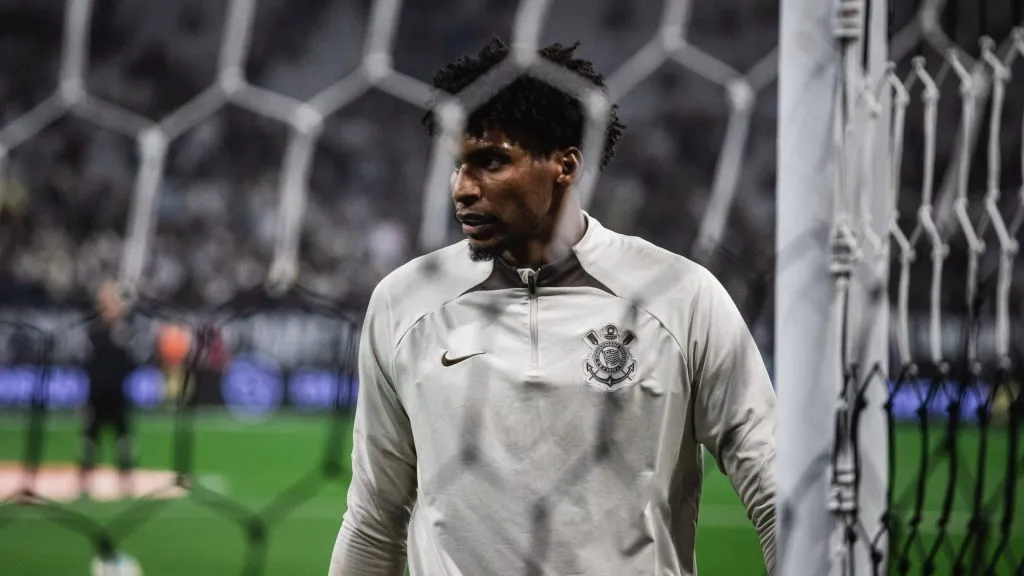 Hugo Souza pode não atuar no Corinthians em 2025 – Foto:  IMAGO / Fotoarena