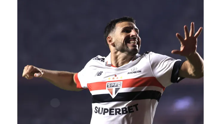 Calleri não deve ficar no time em 2024. Foto: Marcello Zambrana/AGIF