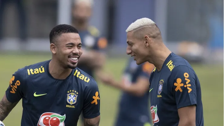 Gabriel Jesus e Richarlison são pedidos de Edmundo no Vasco
