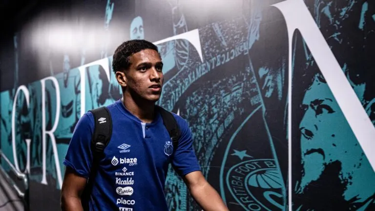 Souza, jovem lateral do Santos