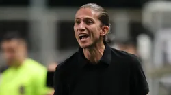 Filipe Luís foi cobrado por flamenguistas na web para tirar Fabrício Bruno, culpado por gol de empate do Cuiabá