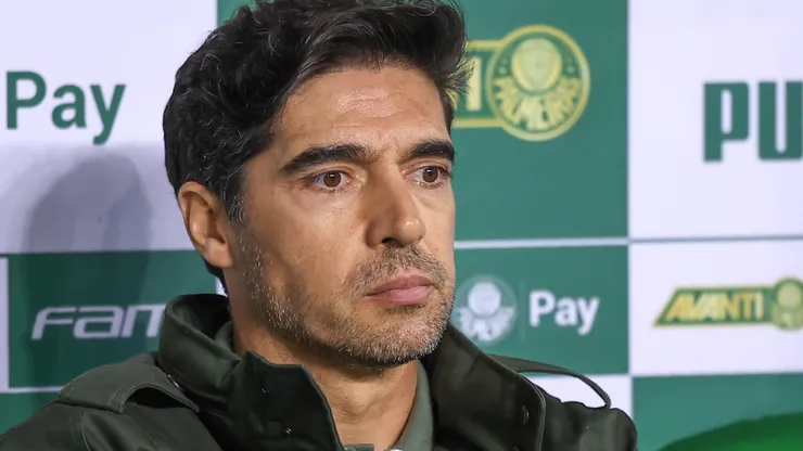 Abel Ferreira não conseguiu fazer o time apresentar um grande futebol.