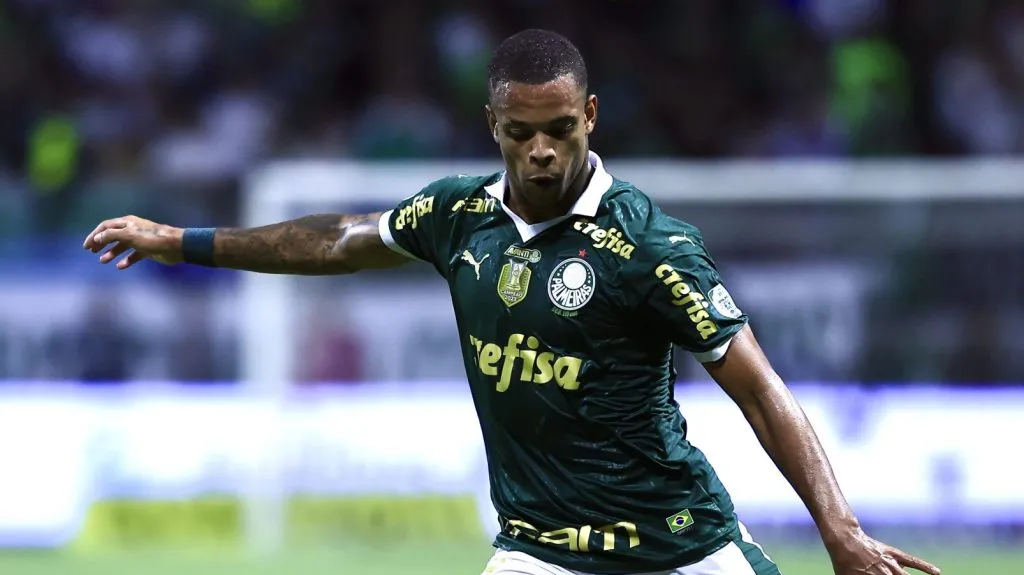 Caio Paulista jogador do Palmeiras durante partida contra o Gremio no estadio Arena Allianz Parque pelo campeonato Brasileiro A 2024. Foto: Marcello Zambrana/AGIF