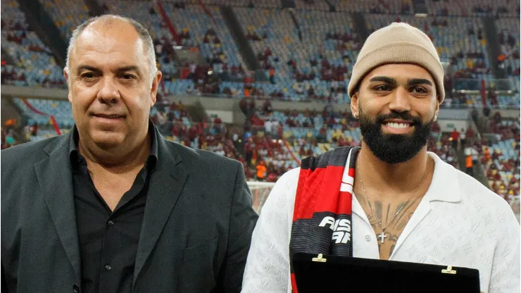 - Gabigol ao lado de Marcos Braz Foto: IMAGO / TheNews2
