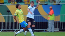 Gerson marca e Brasil pressiona, mas apenas empata em 1 a 1 com o Uruguai e cai para a quinta posição das Eliminatórias