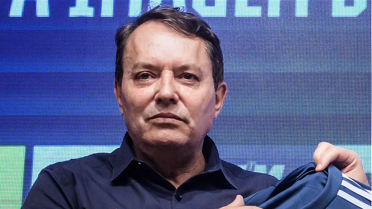 Pedrinho BH recebe punição no Cruzeiro