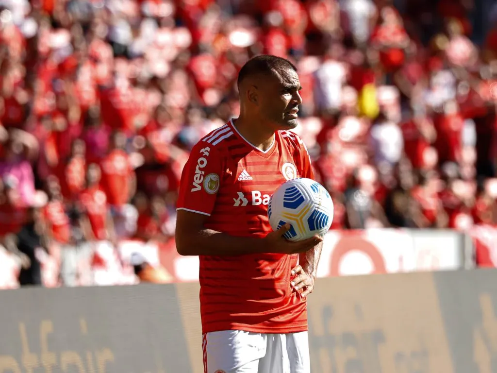 Foto: Maxi Franzoi/AGIF – Gabriel Mercado tem tudo para permanecer no Internacional