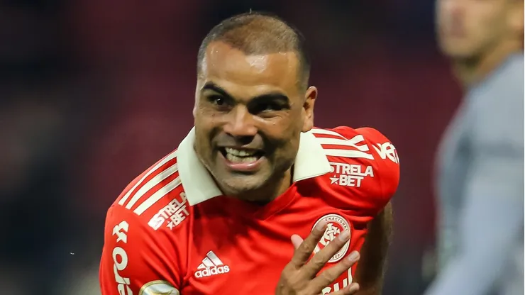 Mercado, do Internacional