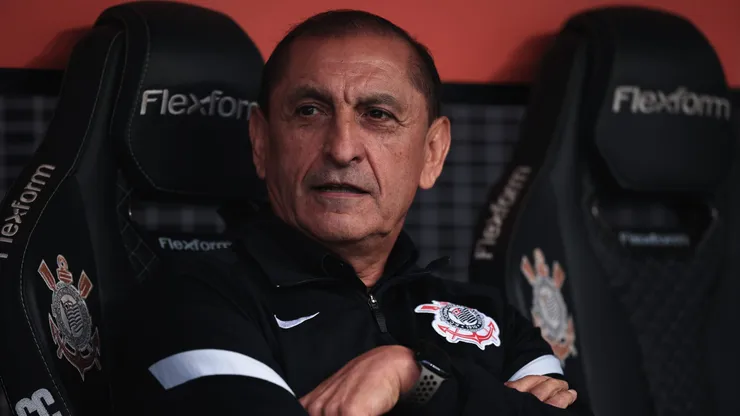 Ramón Díaz, técnico do Corinthians. Foto: Ettore Chiereguini/AGIF