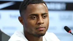 Diego Palacios durante sua apresentação oficial no Corinthians, no CT Joaquim Grava.
