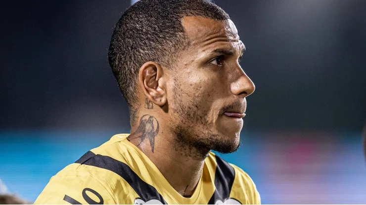 Otero, do Santos, é alvo de sondagens