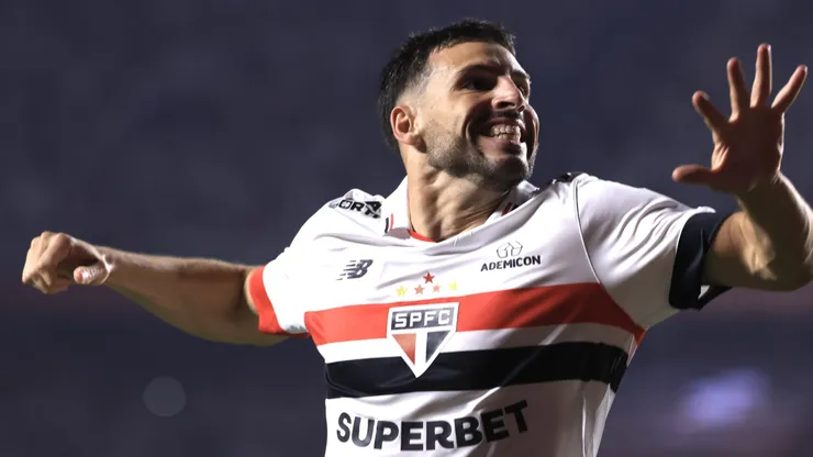 River Plate ou Boca Juniors? Calleri do São Paulo define onde vai jogar